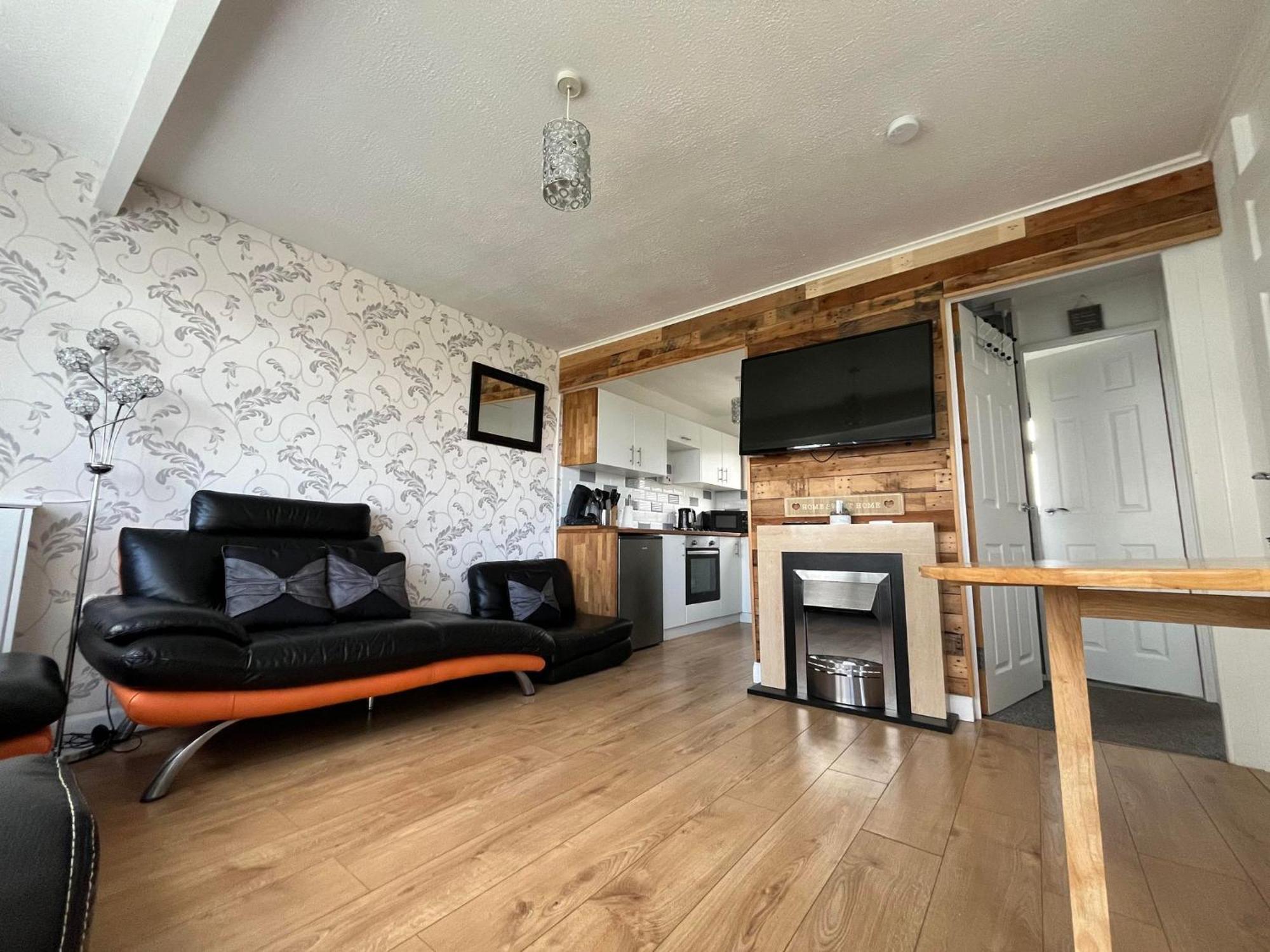 Signature, Scratby - Two Bed Chalet, Sleeps 7, Free Wi-Fi, Bed Linen And Towels Included, Pets Welcome And Onsite Entertainment Available Dış mekan fotoğraf
